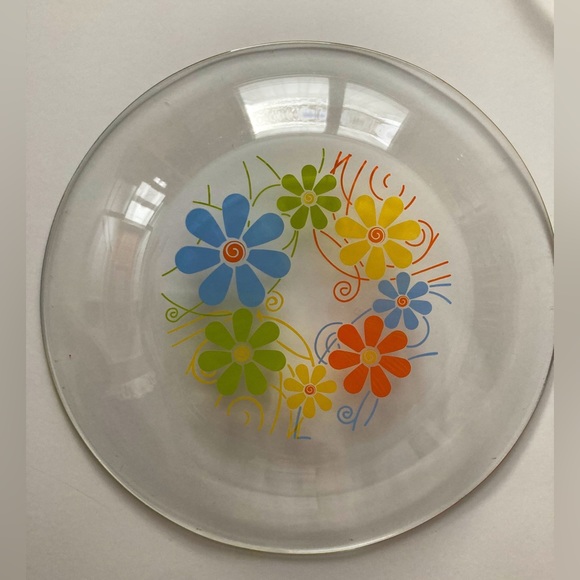 Set of 3 Vintage flower print design plates in very good used condition. - Picture 4 of 5